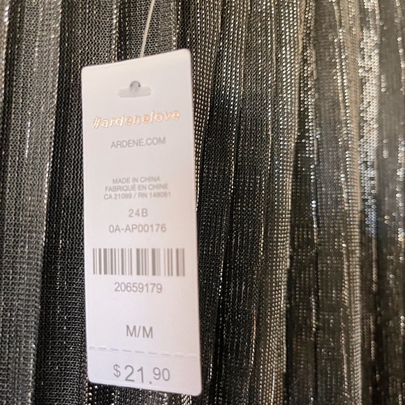 Ardene - Metallic Mini Pleated Skirt. Size: M - Picture 4 of 4